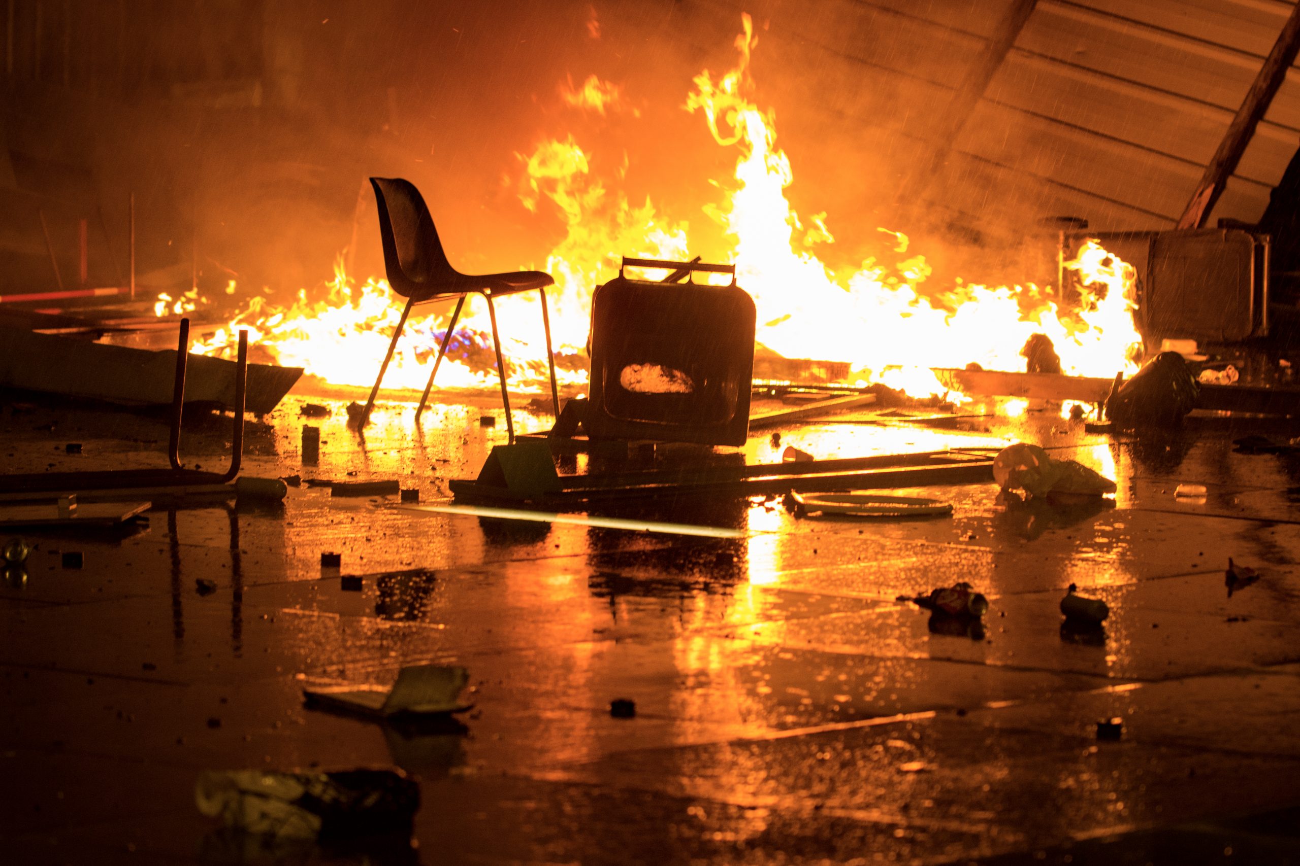 Incendie au cours de la manifestation des gilets jaunes Bordeaux